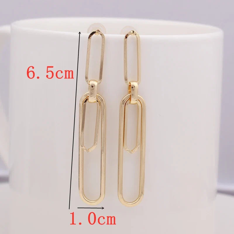 עגילים דגם דפנה