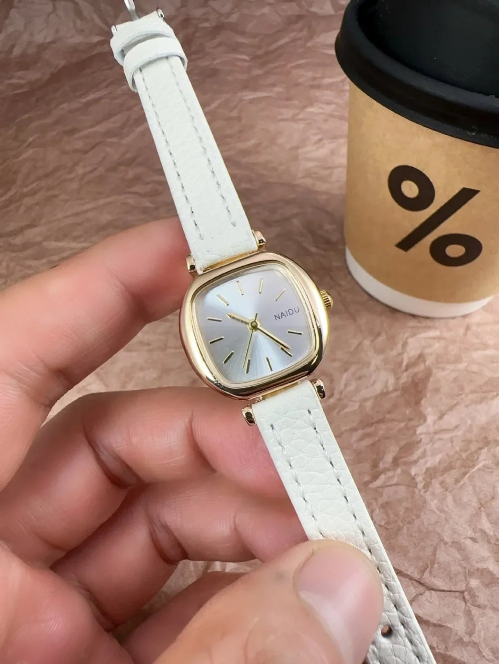 שעון דגם אילנה