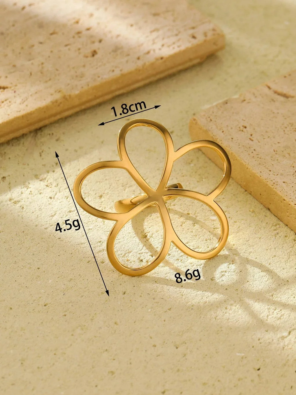 טבעת דגם עדינה