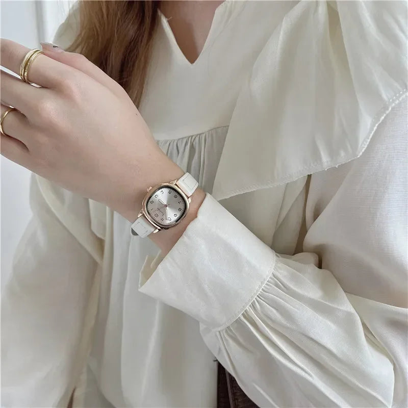 שעון דגם נורית