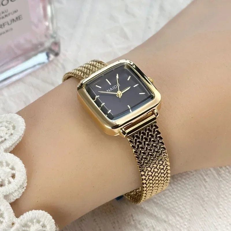 שעון דגם כרמלה