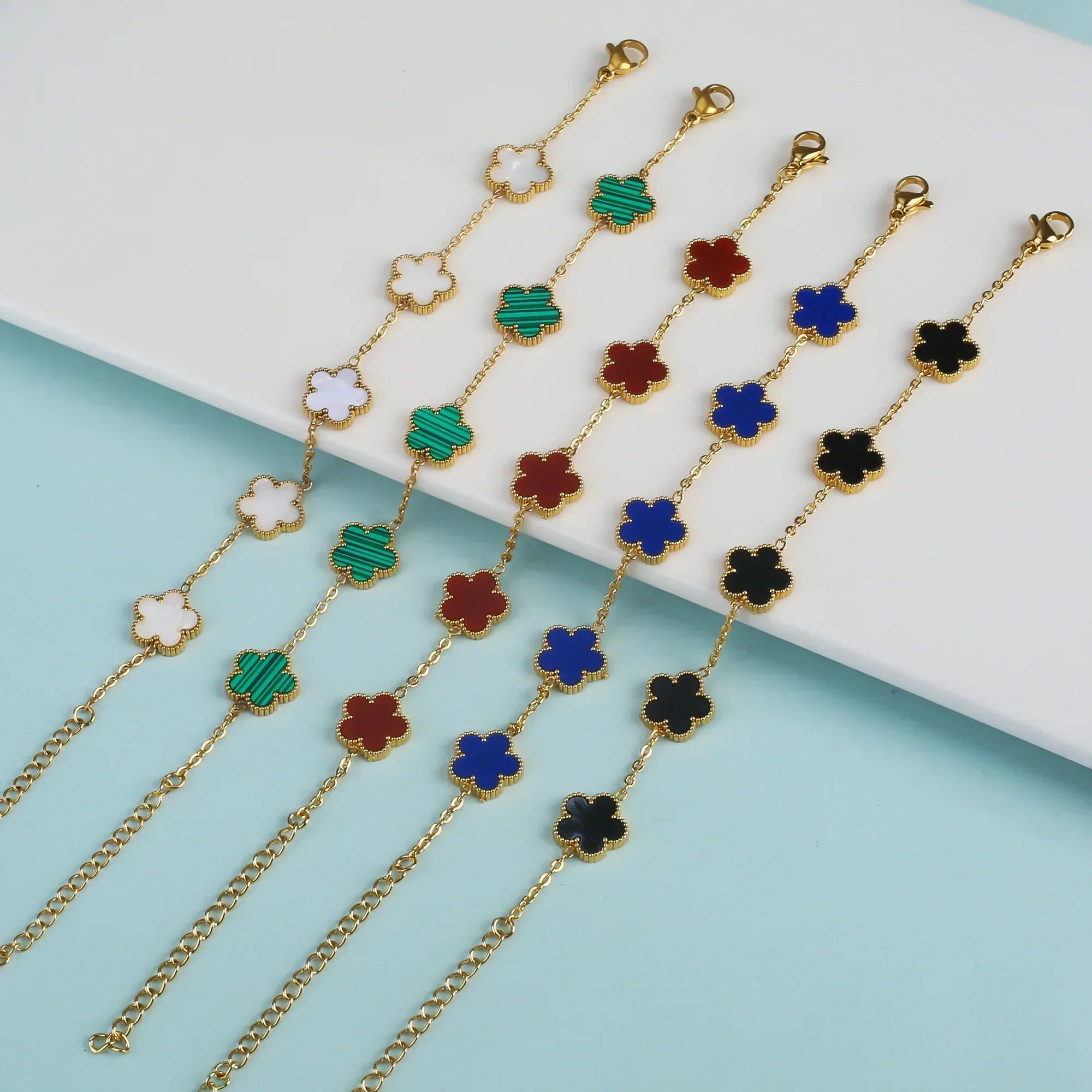 צמיד דגם דפנה