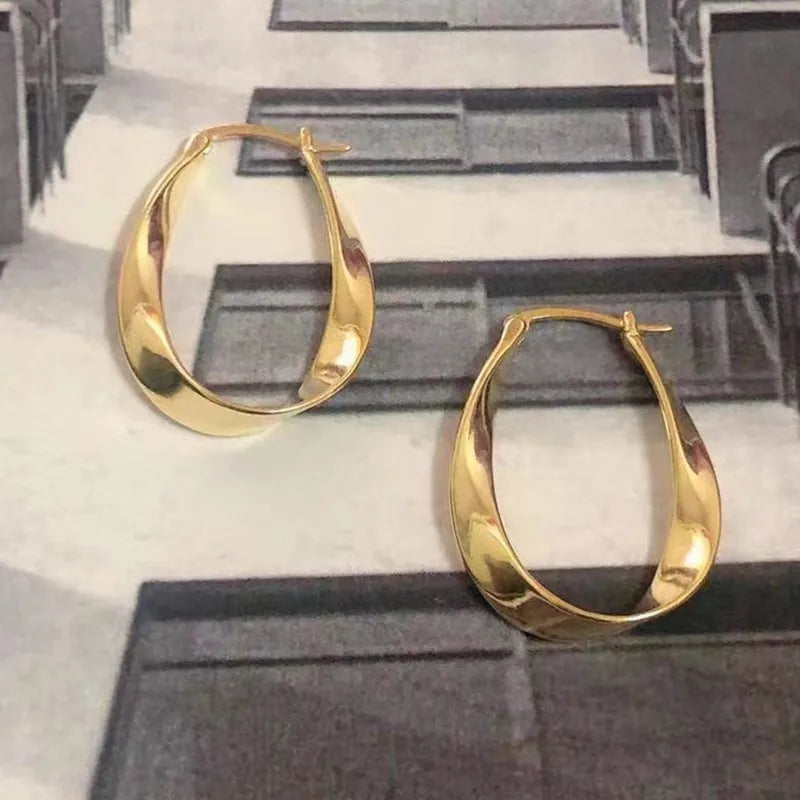 עגילים דגם עליזה