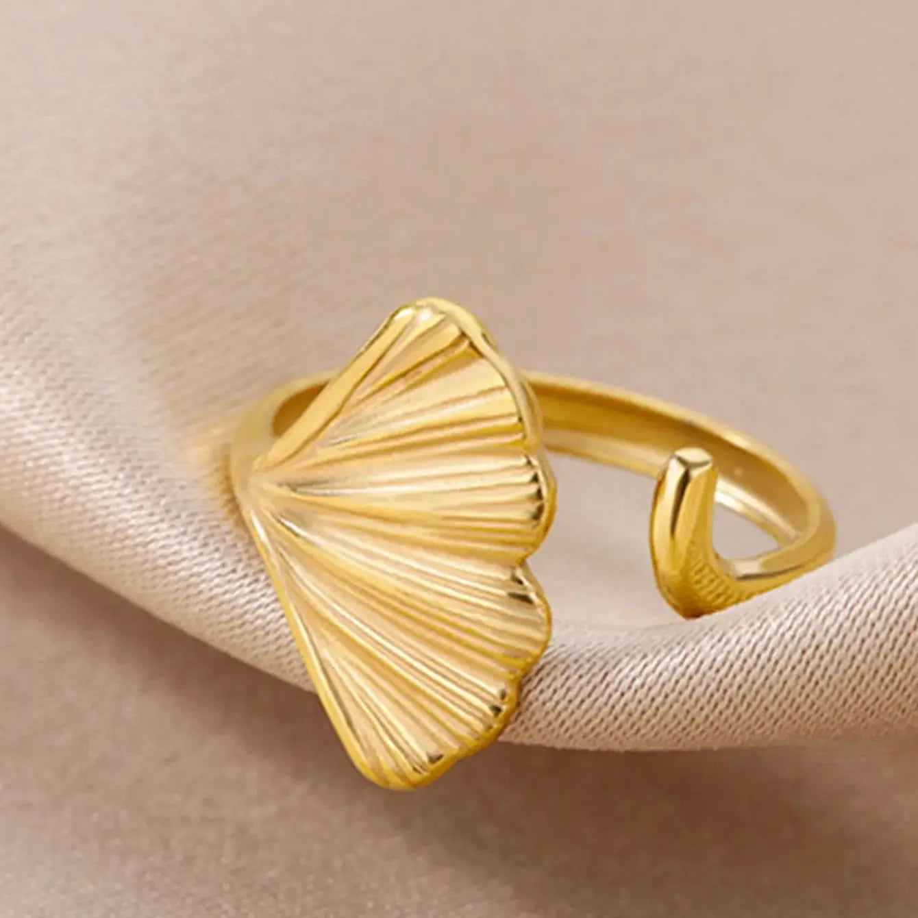 טבעת דגם דורית