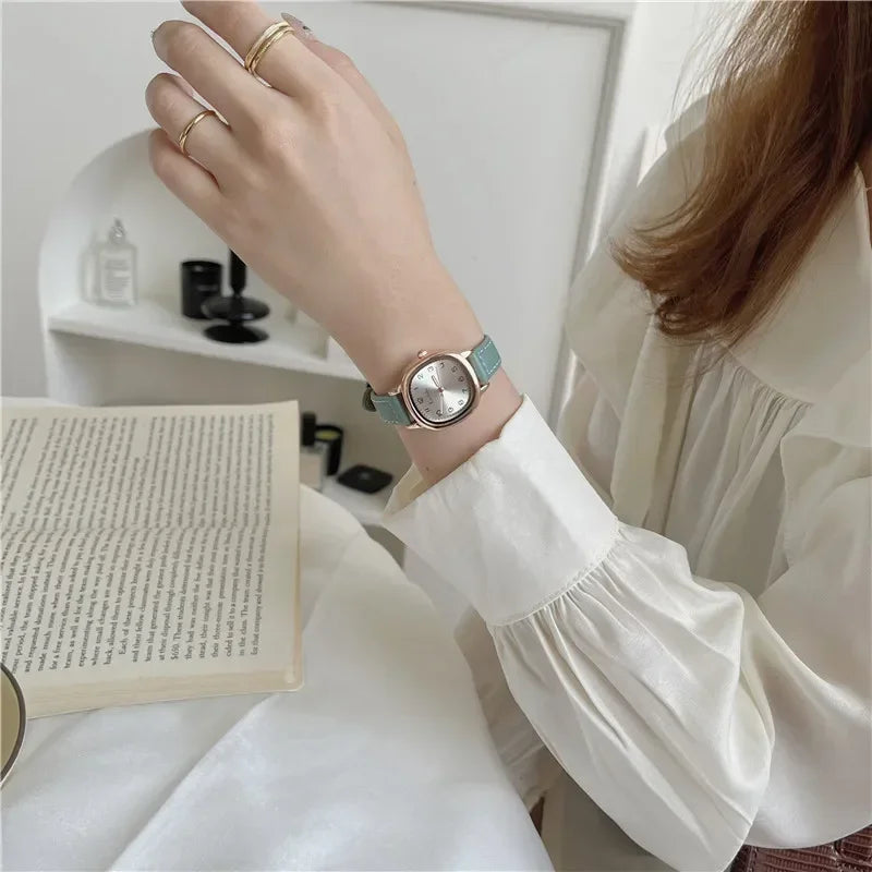 שעון דגם נורית