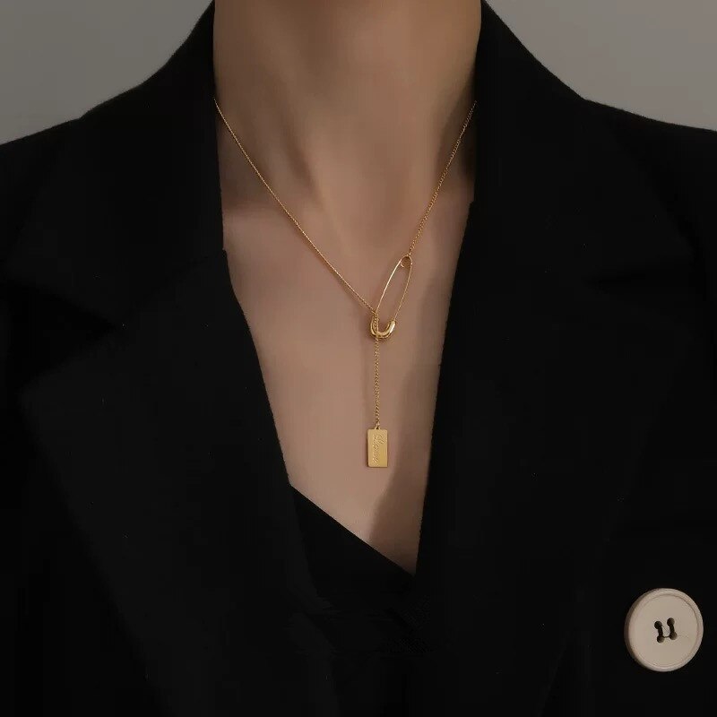 שרשרת דגם דפנה