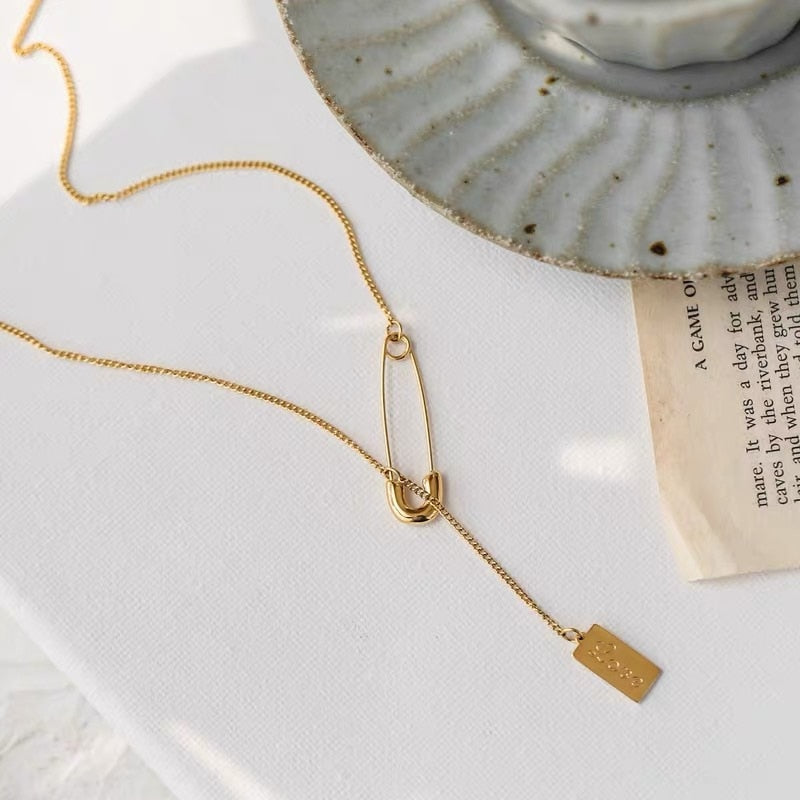 שרשרת דגם דפנה