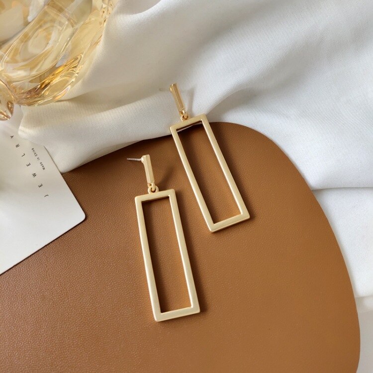 עגילים דגם אסיה